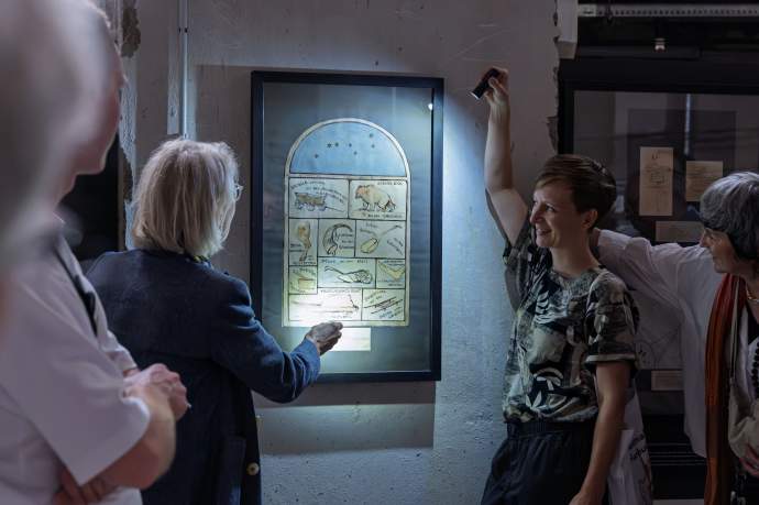 Ausstellungsbesuch und Führung: Kunst und Kosmos im Stadtpark