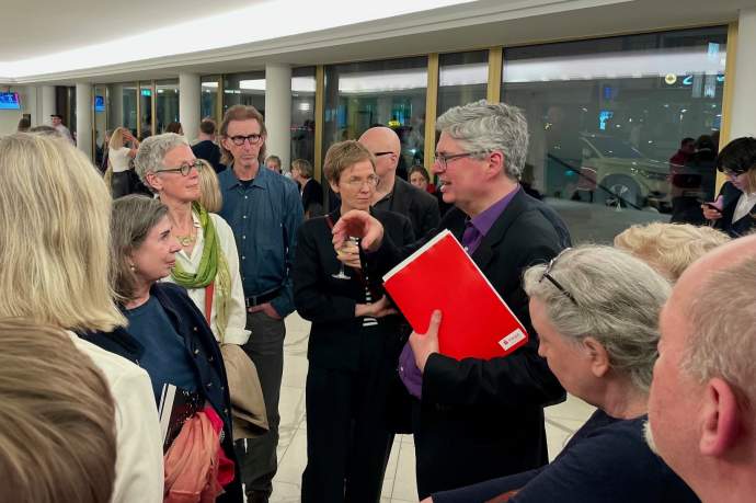 Opernbesuch mit Pausen-Vortrag: La Traviata