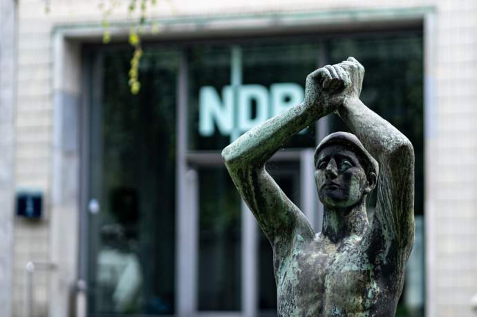 Zusatz-Rundgang: "Architektur und Kunst beim NDR"