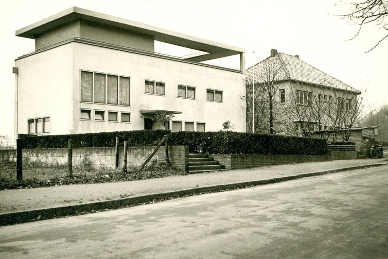 Historische Straßenansicht Haus Schneider, Quelle: Privatarchiv Berthold Schulz