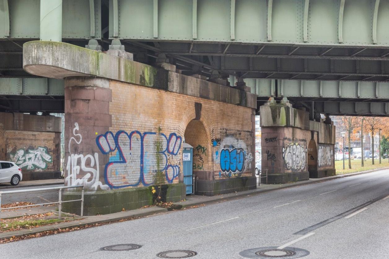 Eisenbahnbrücken Anckelmannsplatz